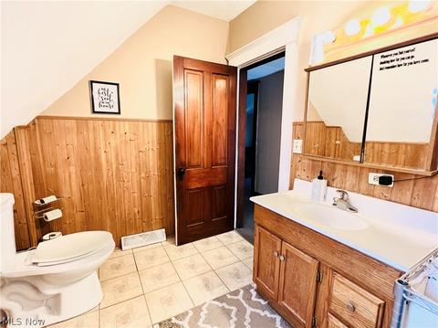 407 Dale Ave, Willard, OH 44890 photo 16