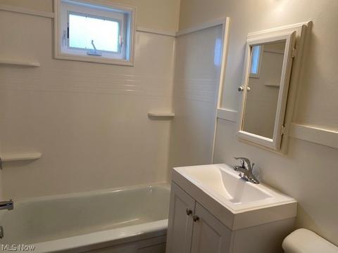 29338 Park St, Wickliffe, OH 44092 photo 7