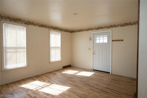 94 E Lorain St, Oberlin, OH 44074 photo 8