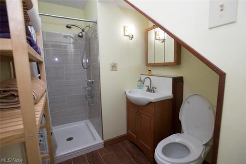 94 E Lorain St, Oberlin, OH 44074 photo 9