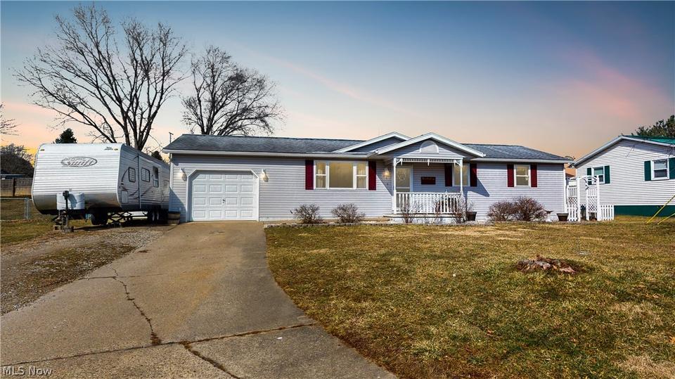 28 Suzanne St, Little Hocking, OH 45742 32 Photos MLS 4355139 Movoto