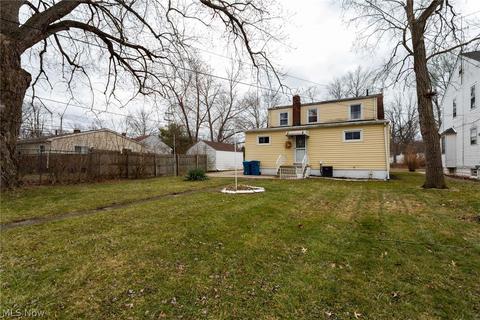 1885 E 36th St, Lorain, OH 44055 photo 2
