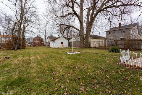1885 E 36th St, Lorain, OH 44055 photo 4