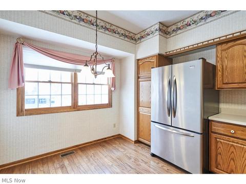 2609 Charing Cross Rd NW, Canton, OH 44708 photo 8