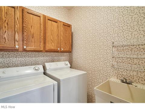 2609 Charing Cross Rd NW, Canton, OH 44708 photo 14