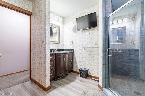 1856 Gless Ave, Akron, OH 44301 photo 10