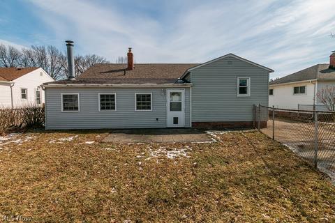 3838 Harvard Dr, Willoughby, OH 44094 photo 9