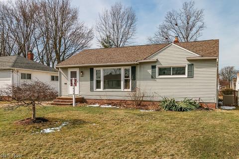3838 Harvard Dr, Willoughby, OH 44094 photo 4