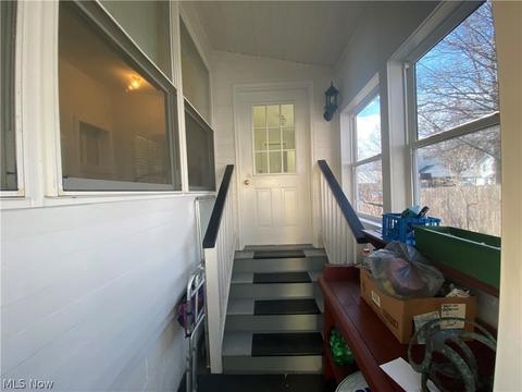180 S Eagle St, Geneva, OH 44041 photo 3