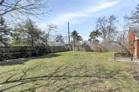 237 Yale Ave, Elyria, OH 44035 photo 7