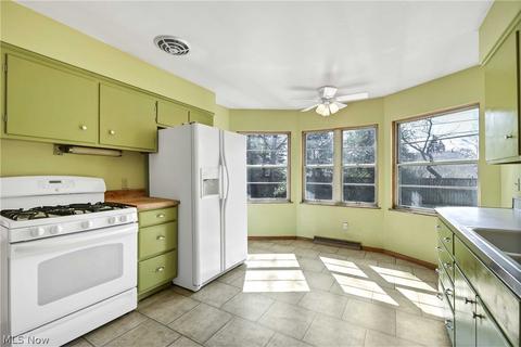 237 Yale Ave, Elyria, OH 44035 photo 12