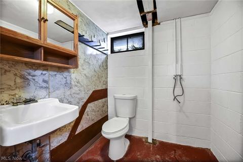 237 Yale Ave, Elyria, OH 44035 photo 29