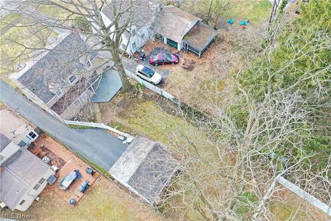 132 Prestwick Dr, Youngstown, OH 44512 photo 4