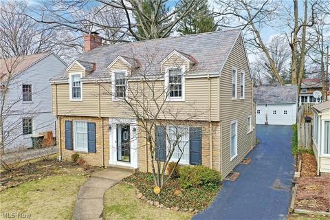 132 Prestwick Dr, Youngstown, OH 44512 photo 1
