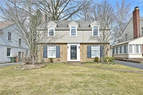 132 Prestwick Dr, Youngstown, OH 44512 photo 2