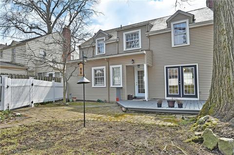 132 Prestwick Dr, Youngstown, OH 44512 photo 3