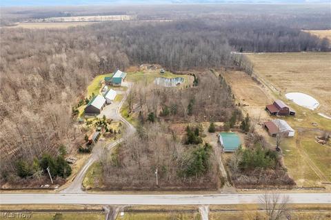 6414 Summers Rd, Windsor, OH 44099 photo 3