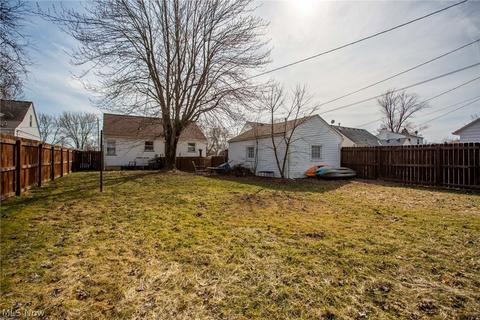 258 Hilliard Rd, Elyria, OH 44035 photo 4