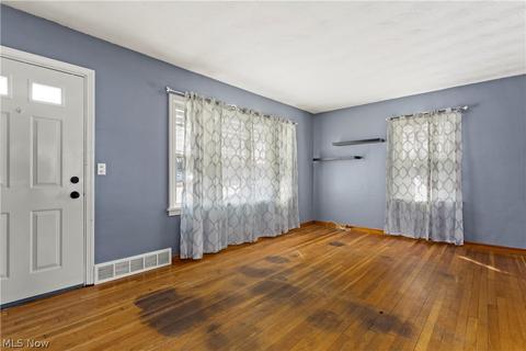 258 Hilliard Rd, Elyria, OH 44035 photo 10