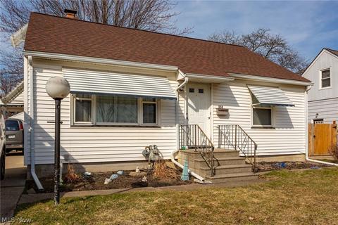 258 Hilliard Rd, Elyria, OH 44035 photo 2