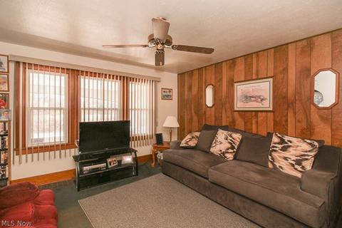 1775 E 36th St, Lorain, OH 44055 photo 2