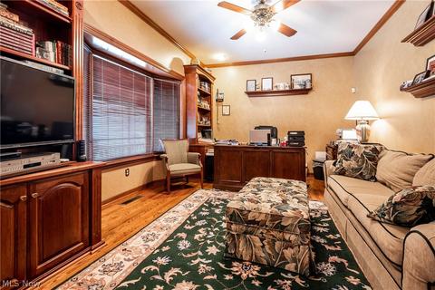 1814 Summerchase Rd NE, Canton, OH 44721 photo 3