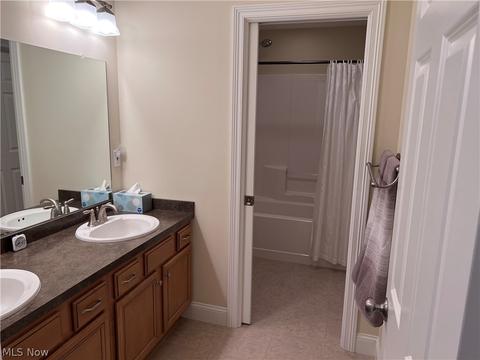 11390 Sutton Pl, Chardon, OH 44024 photo 27