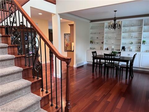 11390 Sutton Pl, Chardon, OH 44024 photo 3