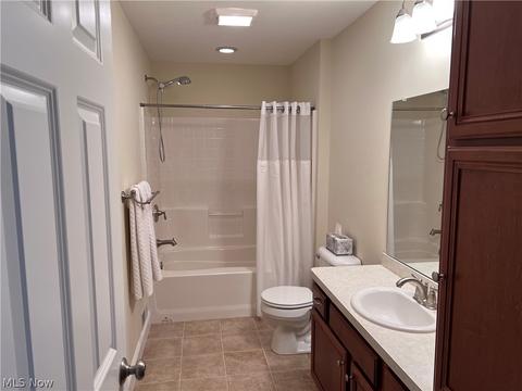 11390 Sutton Pl, Chardon, OH 44024 photo 25