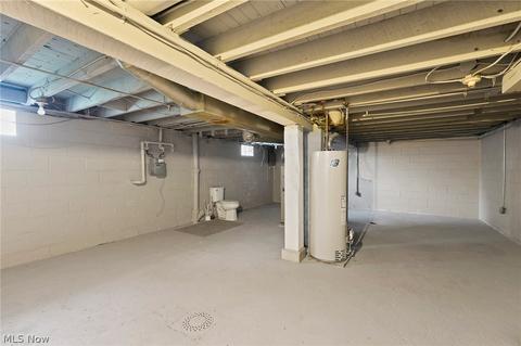 21 Center St, Struthers, OH 44471 photo 15