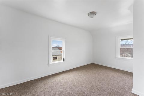 21 Center St, Struthers, OH 44471 photo 11