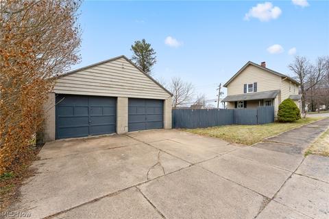 21 Center St, Struthers, OH 44471 photo 18