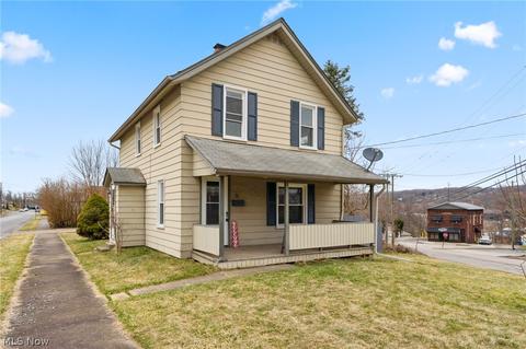 21 Center St, Struthers, OH 44471 photo 1