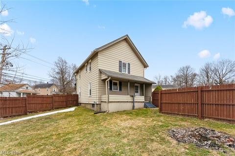 21 Center St, Struthers, OH 44471 photo 16