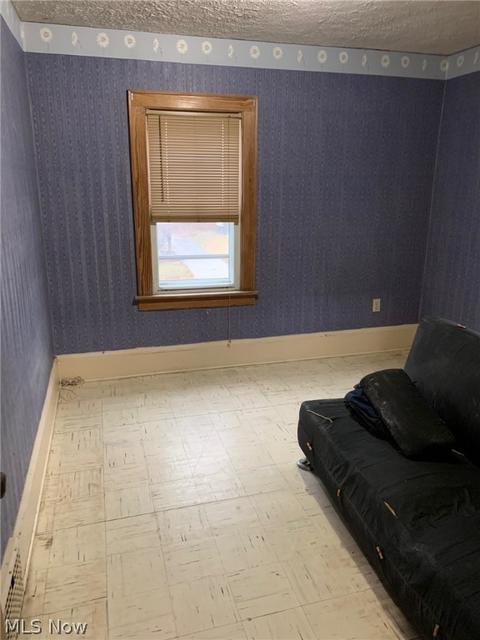 492 E Wilbeth Rd, Akron, OH 44301 photo 9