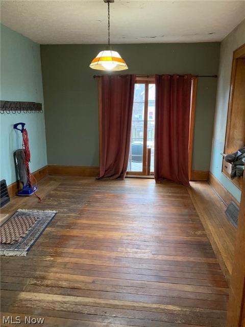 492 E Wilbeth Rd, Akron, OH 44301 photo 4