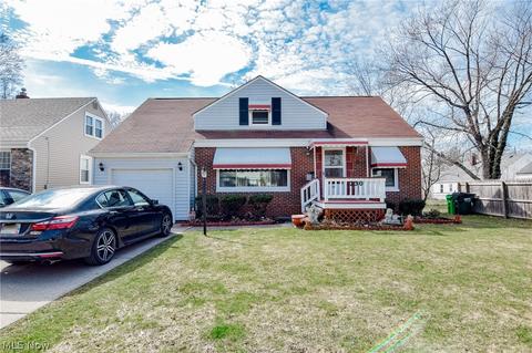230 E 276th St, Euclid, OH 44132 photo 2