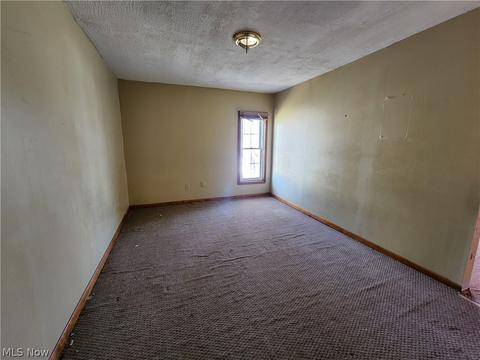 509 Broad St, Dover, OH 44622 photo 6