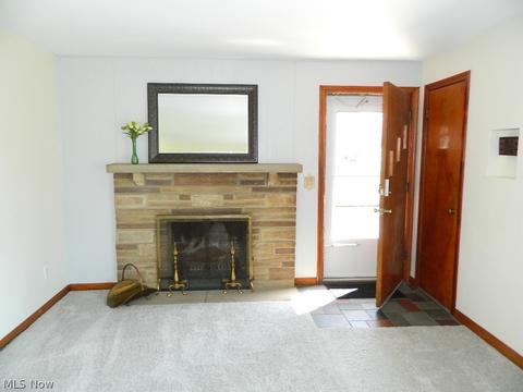 2149 Rockefeller Rd, Wickliffe, OH 44092 photo 2