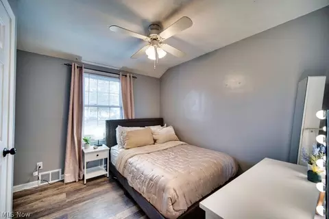 1015 N Pasadena Ave, Elyria, OH 44035 photo 19