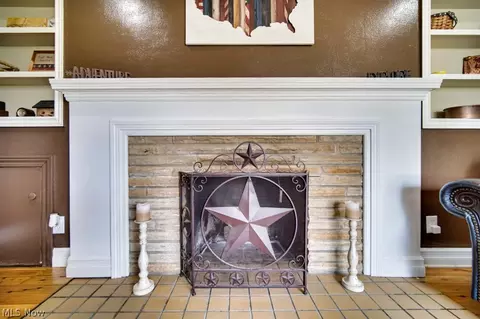 1015 N Pasadena Ave, Elyria, OH 44035 photo 8