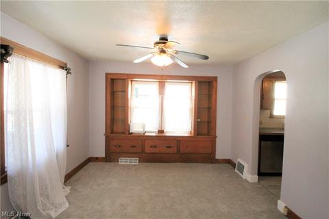 1071 Murray Ave, Akron, OH 44310 photo 6