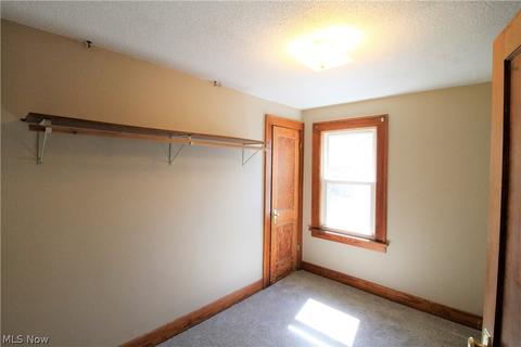 1071 Murray Ave, Akron, OH 44310 photo 17