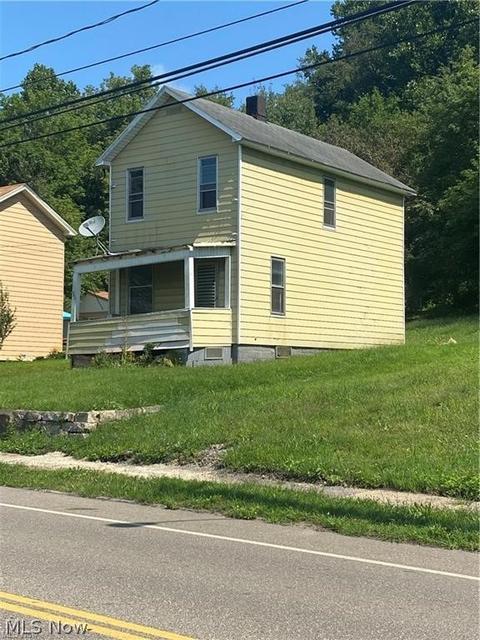 342 Broad St, Struthers, OH 44471 photo 1