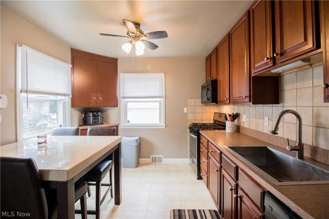 1825 Ridgewick Dr, Wickliffe, OH 44092 photo 4