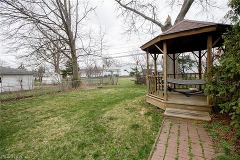 1825 Ridgewick Dr, Wickliffe, OH 44092 photo 18