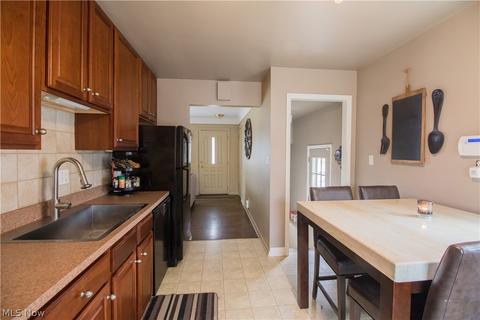 1825 Ridgewick Dr, Wickliffe, OH 44092 photo 6