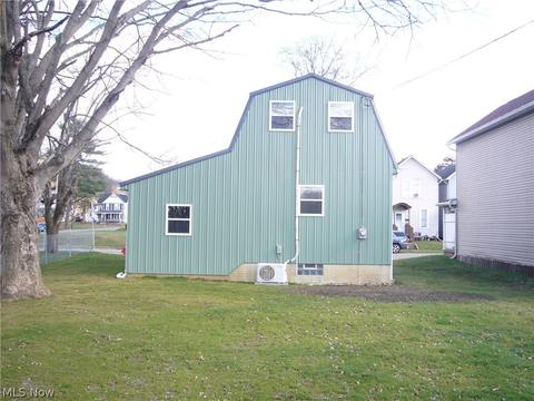 233 Mccook Ave, Dennison, OH 44621 photo 2