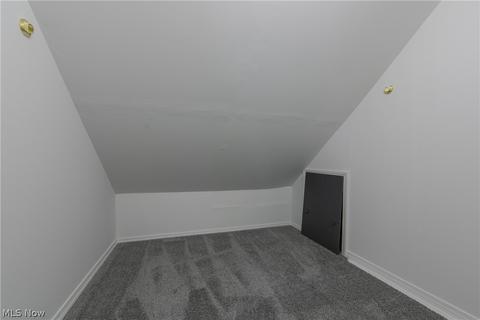 6210 Gilbert Ave, Parma, OH 44129 photo 21