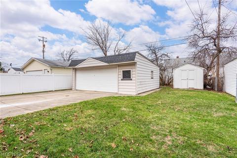 6210 Gilbert Ave, Parma, OH 44129 photo 34